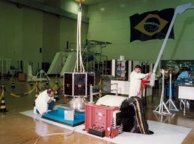 Satélite brasileiro lançado em 1993 bate recorde e se torna o mais antigo em órbita