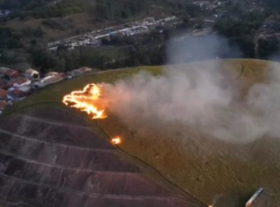 Jovem que ateou fogo em área de mata em Paraibuna foi identificado após imagens de drone