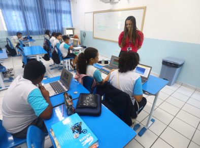 Abre novo concurso público para professor com 26 vagas em São José