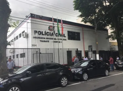 Homem é preso após tentar matar namorada a facadas em Pinda