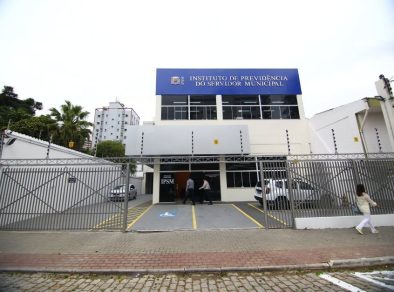 Instituto de Previdência de São José anuncia concurso para preencher vagas