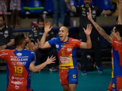 Vôlei São José vence o primeiro jogo e se aproxima da semifinal do Paulista