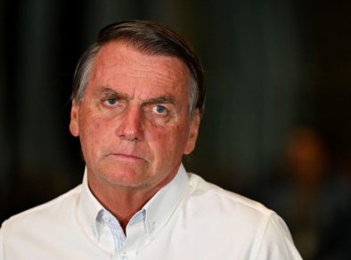 Bolsonaro se torna inelegível pela 3ª vez, decide TSE