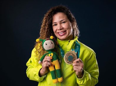 Lais Nunes, do São José Wrestling, vence o ouro no Pan no dia do aniversário