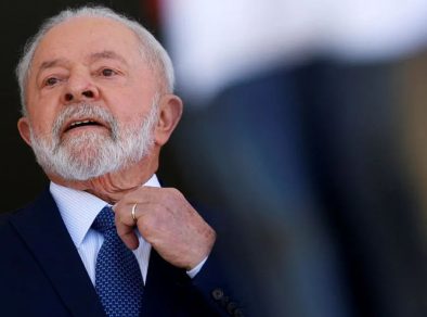 Governo Lula bloqueia R$ 3,8 bilhões do Orçamento e cortes atingem hospitais e livros didáticos