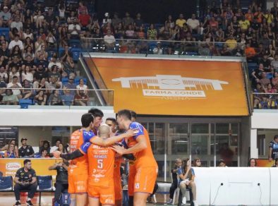 Vôlei São José vence a sétima seguida e mantém a liderança da Superliga