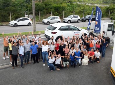 Chevrolet Veibras celebra 3ª doação de Onix 0km ao Gacc