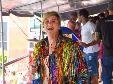 Pré-save da música “Mistura e Vem” dá pistas do que Priscilla Couto prepara para o Carnaval 2024