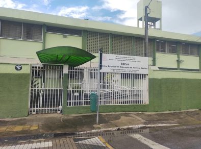 Secretaria da Educação de SP bloqueia acesso a aplicativos em escolas estaduais