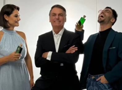 Perfume de Bolsonaro esgota em menos de 6 horas em pré-venda