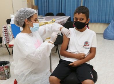 Campanha de vacinação nas escolas municipais de Jacareí vai até 19 de abril
