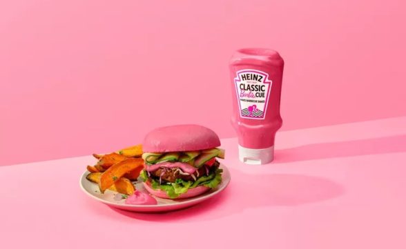Heinz e Mattel lançam edição limitada de molho rosa “Barbiecue”
