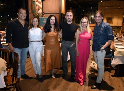 Noite beneficente de Pizzas & Vinhos arrecada verba para ração e medicamentos pets
