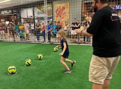 Soccer Game é opção divertida no Shopping Jardim Oriente para amantes de futebol