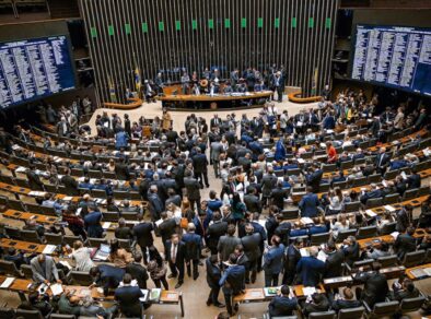 Câmara aprova urgência para PL que equipara aborto a homicídio no Brasil