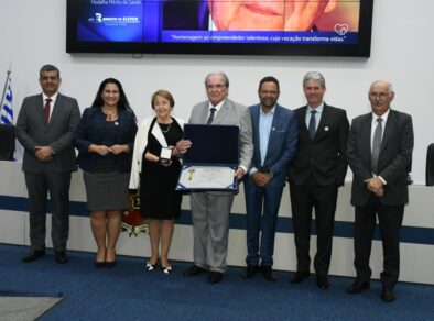 Provedor da Santa Casa de São José dos Campos é homenageado com medalha “Mérito da Saúde”, na Câmara Municipal