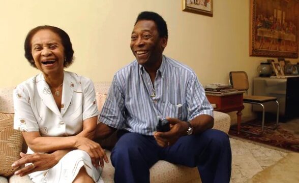 Morre Celeste Arantes, mãe do Rei Pelé