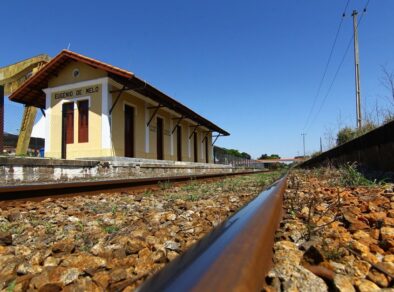 Corpo é encontrado na linha de trem no distrito de Eugênio de Melo em São José