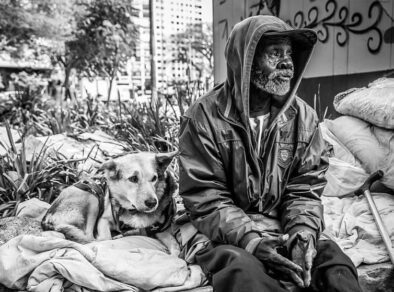 Fotógrafo e idealizador da MRSC, ajuda pessoas e pets em situação de rua