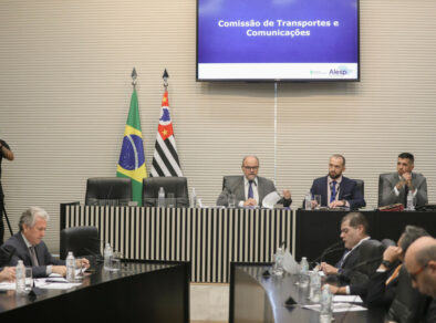 Projeto de Lei que exige treinamento para assegurar direito ao transporte para PCDs avança na Alesp