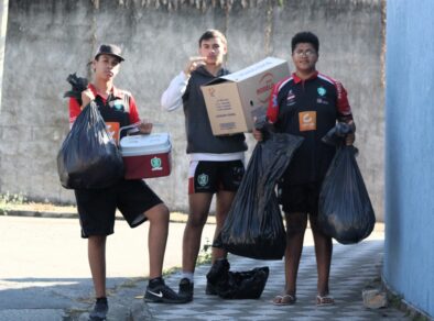 Jacareí Rugby realiza Campanha do Agasalho 2024 com coleta de 2350 peças