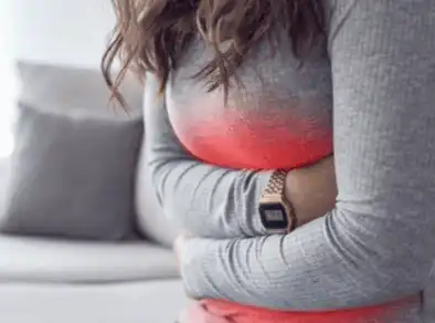 Álcool e endometriose: bebidas alcoólicas podem piorar os sintomas da doença?