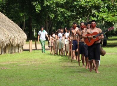 Governo de SP entrega melhorias na aldeia Renascer, em Ubatuba 