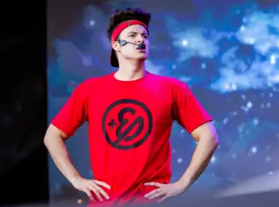 YouTuber Enaldinho se apresenta em São José neste domingo (4)