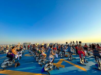 Evento oferece aulas de spinning, ioga e dança em heliponto