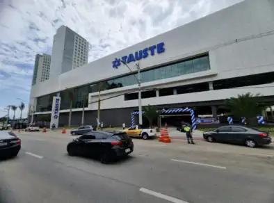 Supermercado tem 26 vagas de emprego em São José