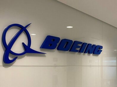 Boeing abre 36 vagas para programa de estágio em São José