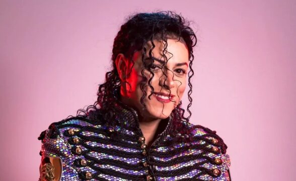 Intérprete de Michael Jackson, Rodrigo Teaser, faz apresentação gratuita em São José dos Campos