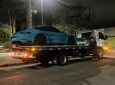 Dois são presos após disputa de racha com carros de luxo em São José