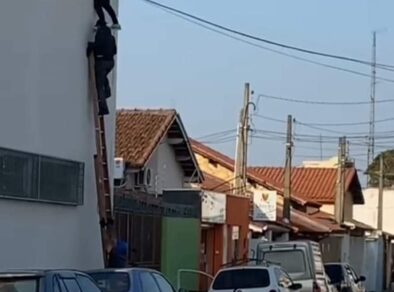 Criminosos invadem agência bancária e fogem pelo telhado em Caçapava