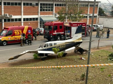 Avião de pequeno porte cai em Bragança Paulista