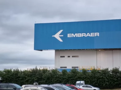 Embraer abre inscrições para programa de estágio com 200 vagas