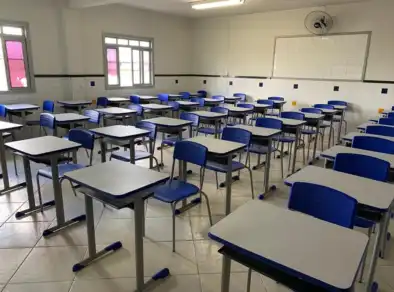 Novo colégio de ensino médio oferece bolsas de estudo em São José