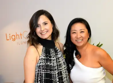 Entrevista com a Arquiteta Thatiana Friggi: Um Olhar Criativo para a Nova Vitrine da Light Concept Iluminação