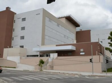 Hospital Regional abre vagas com salários de até R$ 5,3 mil