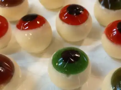 Halloween: aprenda a fazer uma receita de olhos de gelatina