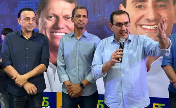 Anderson Farias é reeleito prefeito de São José dos Campos