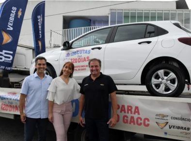 Campanha Solidária: Veibras Chevrolet entrega quarto carro 0KM ao Gacc
