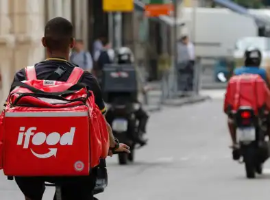 Novembro Azul: Entregadores do iFood podem fazer exames preventivos de câncer de próstata gratuitamente