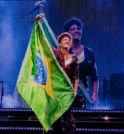 Bruno Mars posta vídeo em homenagem ao Brasil