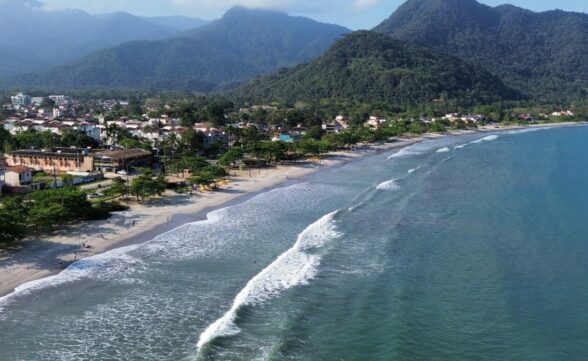 25 praias estão impróprias para banho neste final de semana no Litoral Norte de São Paulo