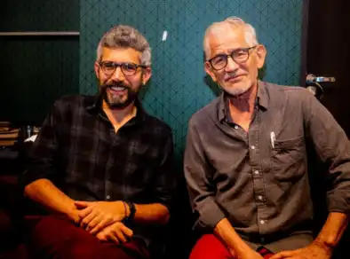 Show de Deo Lopes e Victor Mendes foi atração do Teatro Marcelo Denny, neste domingo (15)