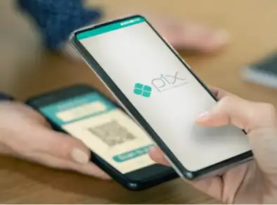 Os bancos podem cobrar taxa para quem usa o Pix?