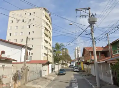 Neto agride a avó com chineladas após briga em São José