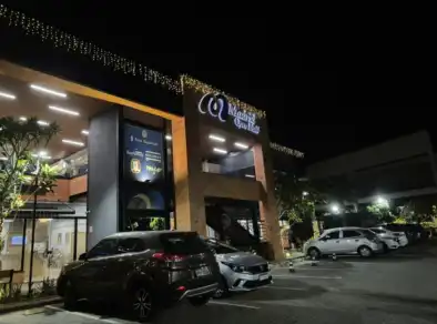 Chegada do Papai Noel marca início do Natal Iluminado no Madrid Open Mall