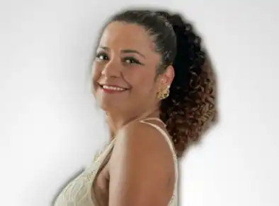 Conheça a cabeleireira joseense especialista em megahair invisível